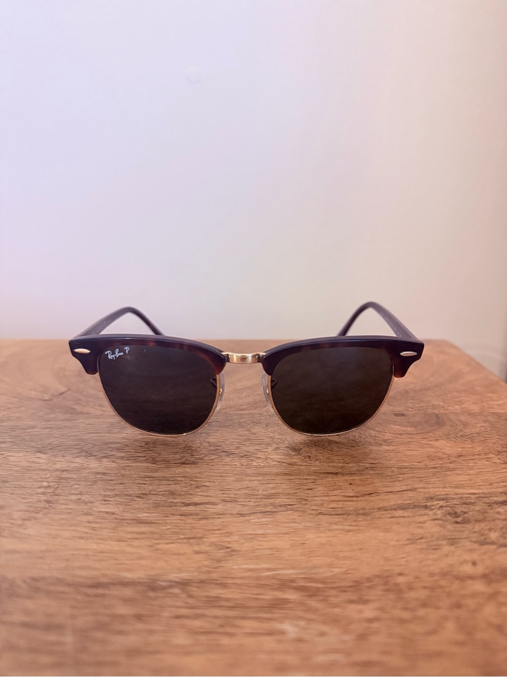 RAY-BAN • Clubmaster Sunglasses - Tortoise and Gold with Black Lenses